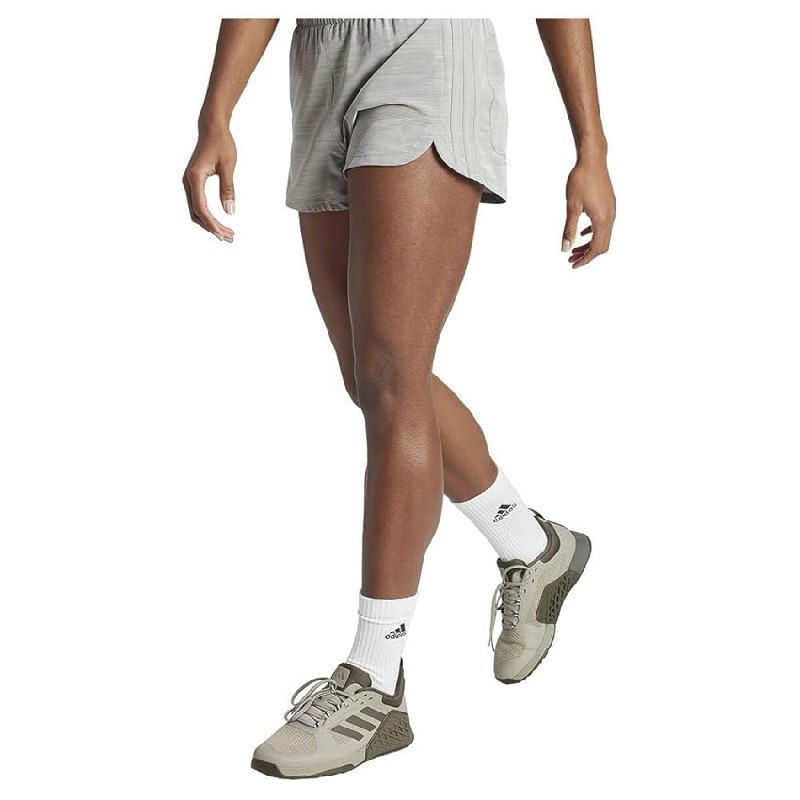 ADIDAS Pacer Training Woven Shorts fino al 50% di sconto