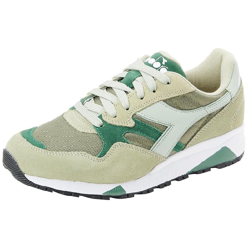 Diadora N902 fino al 75% di sconto Deal