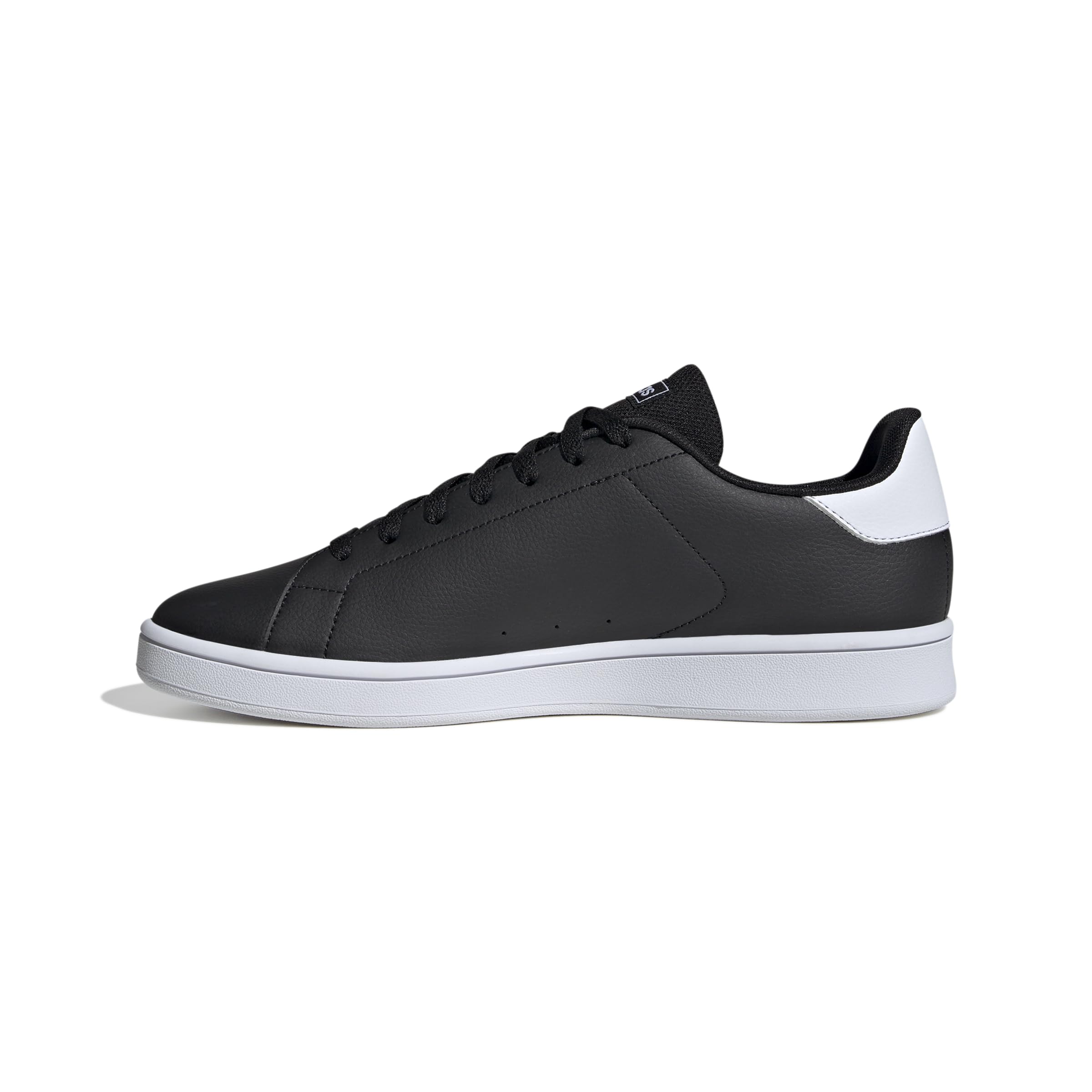 adidas Urban Court Shoes: fino al 20% di sconto