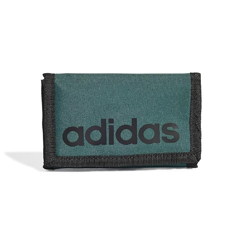 adidas: Offerte fino al 75% di sconto